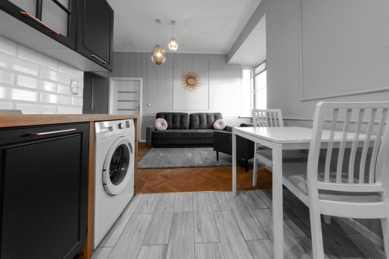 Aleja Krasinskiego 5 By Homeprime Krakow Ngoại thất bức ảnh